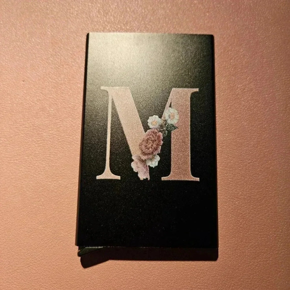 🎁FREEw/Purchase |  M Monogram with Flower Slim Pop Up Card Holder Wallet - NWOT - Picture 1 of 16